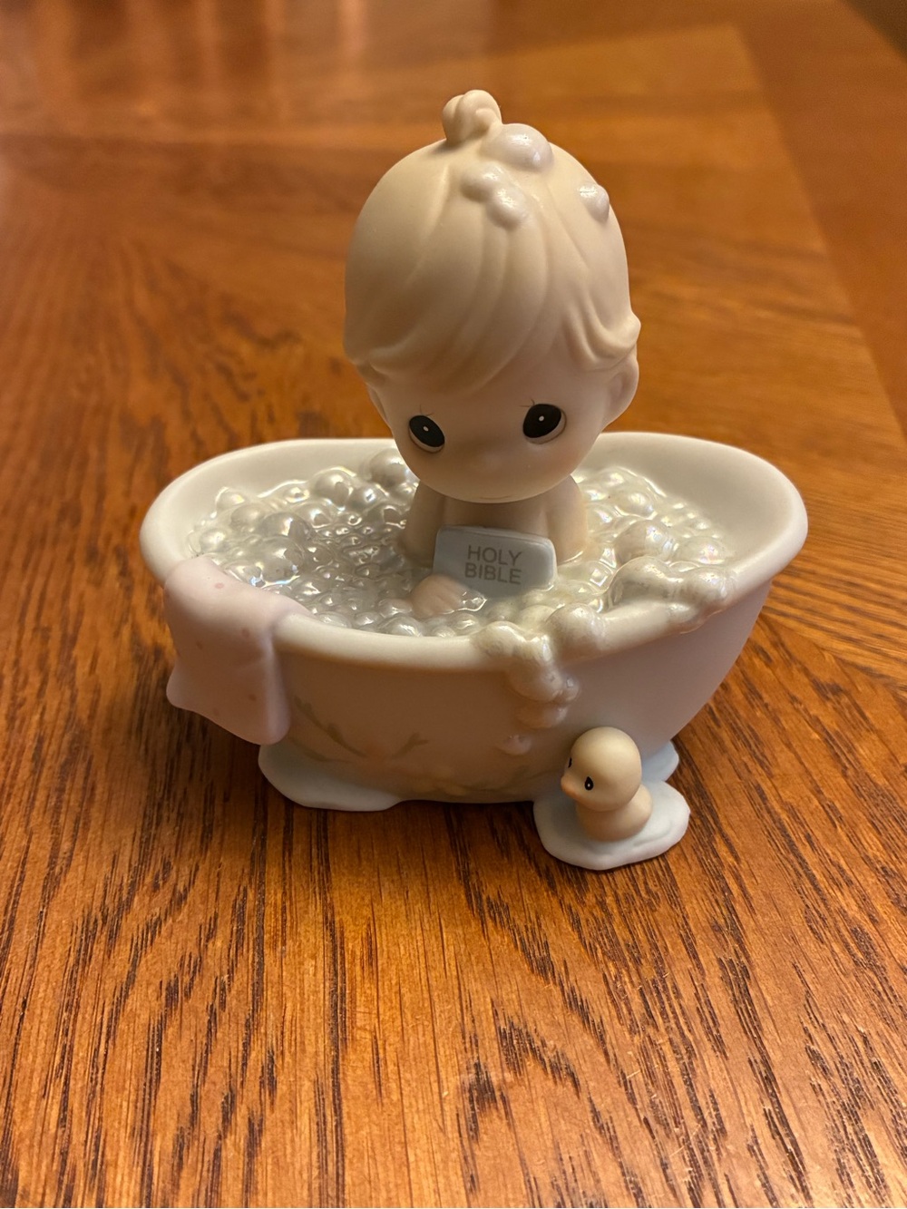 Precious Moments Figurine Baby in Cream Bathtub with Duck